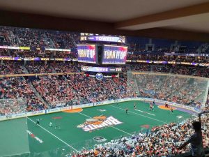 Bases Loaded Sports Collectibles, in partnership with DAC Celebrity Connection, will host an autograph event with Buffalo Bandits stars.